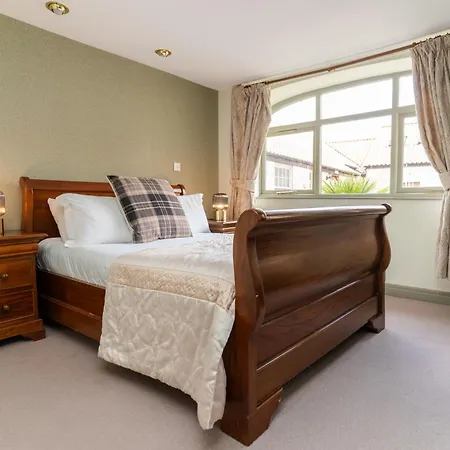 Asquith Hall & Hotel Scarborough