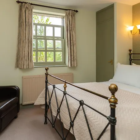 Asquith Hall &